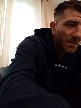 Snapshot of Alexdaniel89 chatting on January 13, 2026, 1:38 pm Alexdaniel89 online show from January 13, 2026, 1:38 pm