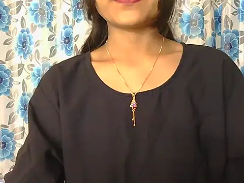 hoty-priya online show from March 21, 2026, 6:40 am