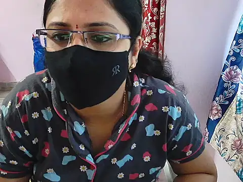 jannu6482 online show from November 8, 2025, 7:08 am