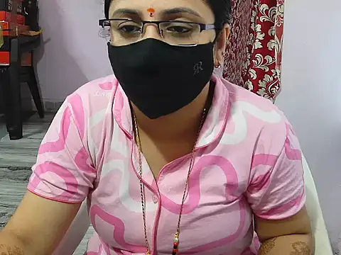 jannu6482 online show from November 29, 2025, 6:49 am