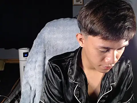 naughtyboyloy 0 online show from March 25, 2026, 3:40 pm