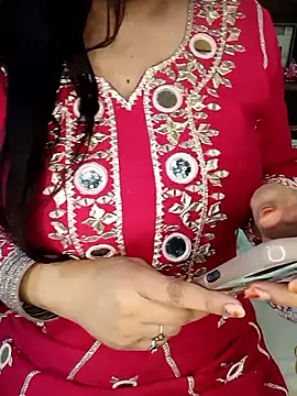 Snapshot of PRIYA_22 chatting on May 10, 2026, 6:57 pm PRIYA 22 online show from May 10, 2026, 6:57 pm