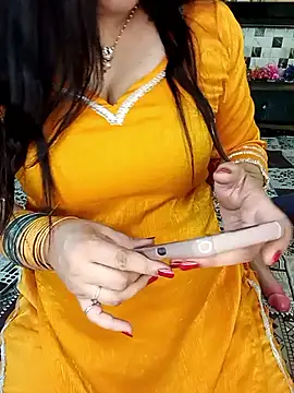 Snapshot of PRIYA_22 chatting on May 24, 2026, 9:03 am PRIYA 22 online show from May 24, 2026, 9:03 am