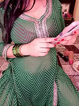 Snapshot of PRIYA_22 chatting on May 27, 2026, 9:50 am PRIYA 22 online show from May 27, 2026, 9:50 am