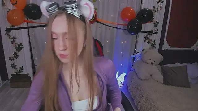 -Seava online show from November 1, 2025, 4:31 pm