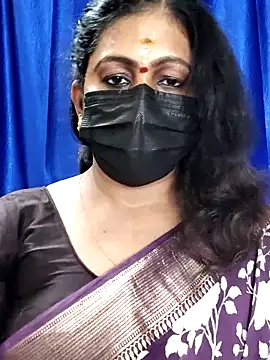 Snapshot of Sweetie_swetha37 chatting on October 24, 2025, 2:24 pm Sweetie swetha37 online show from October 24, 2025, 2:24 pm