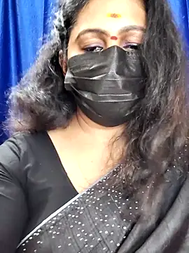 Snapshot of Sweetie_swetha37 chatting on October 25, 2025, 7:08 pm Sweetie swetha37 online show from October 25, 2025, 7:08 pm