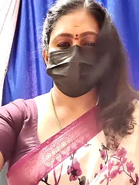 Snapshot of Sweetie_swetha37 chatting on November 9, 2025, 7:50 am Sweetie swetha37 online show from November 9, 2025, 7:50 am