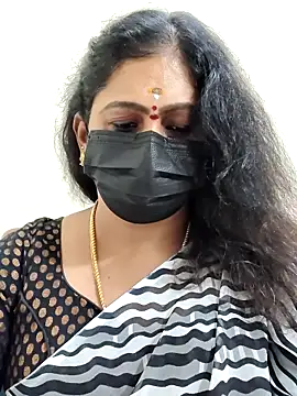 Snapshot of Sweetie_swetha37 chatting on November 15, 2025, 10:23 am Sweetie swetha37 online show from November 15, 2025, 10:23 am