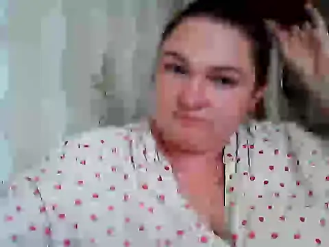 Snapshot of AngelQSky chatting on September 12, 2025, 1:55 pm AngelQSky online show from September 12, 2025, 1:55 pm