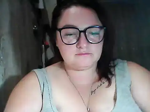 Snapshot of AngelQSky chatting on October 31, 2025, 7:48 pm AngelQSky online show from October 31, 2025, 7:48 pm