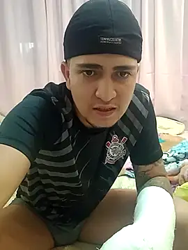 Snapshot of Picademel2525 chatting on September 28, 2025, 6:24 pm Picademel2525 online show from September 28, 2025, 6:24 pm