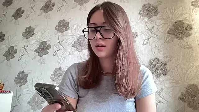 StellarAlice online show from November 30, 2025, 10:30 am