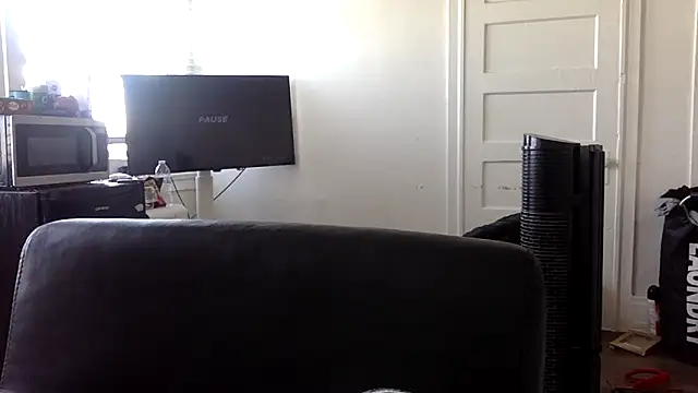 Diodre Benyoon online show from February 26, 2026, 8:41 pm