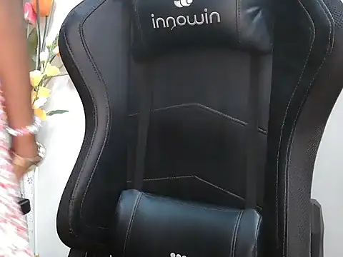 Snapshot of Richa_Patel chatting on January 10, 2026, 5:26 pm Richa Patel online show from January 10, 2026, 5:26 pm