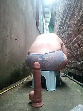 Snapshot of July-Asian chatting on March 26, 2026, 12:06 am July-Asian online show from March 26, 2026, 12:06 am