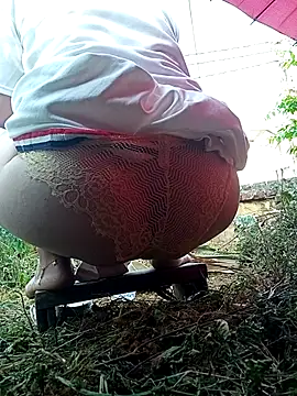 Snapshot of July-Asian chatting on April 12, 2026, 9:25 am July-Asian online show from April 12, 2026, 9:25 am