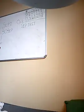 Snapshot of Freakysluttt chatting on September 27, 2025, 6:07 am Freakysluttt online show from September 27, 2025, 6:07 am