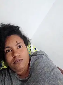 Snapshot of Viviana_h chatting on November 15, 2025, 1:47 am Viviana h online show from November 15, 2025, 1:47 am