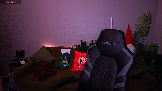 AnitaBambie online show from January 14, 2026, 7:25 am