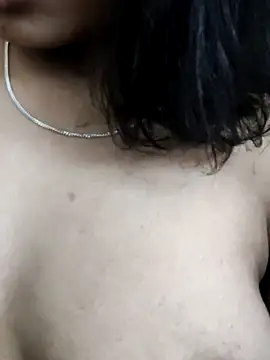 Snapshot of sassyy_poonam chatting on December 1, 2025, 4:17 am sassyy poonam online show from December 1, 2025, 4:17 am