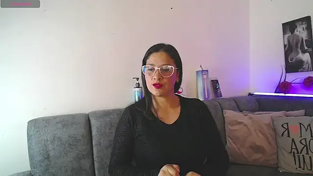 Alana steel 1 online show from March 3, 2026, 7:31 pm