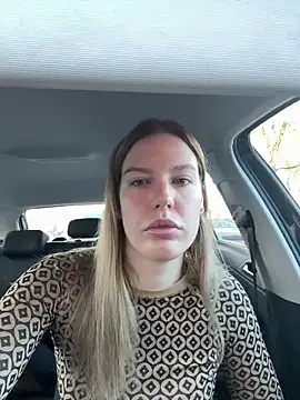 Chloemillerrxx online show from November 30, 2025, 11:58 am