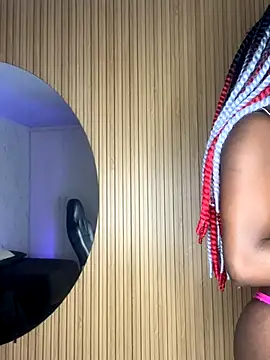 MorenaLush Eup online show from November 5, 2025, 3:28 am