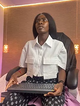 Snapshot of MorenaLush_Eup chatting on June 22, 2026, 7:22 pm MorenaLush Eup online show from June 22, 2026, 7:22 pm