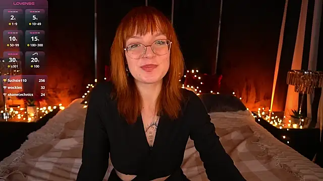 Snapshot of Pixie_Peachh chatting on December 23, 2025, 2:20 am Pixie Peachh online show from December 23, 2025, 2:20 am