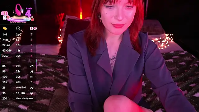 Snapshot of Pixie_Peachh chatting on February 12, 2026, 7:42 pm Pixie Peachh online show from February 12, 2026, 7:42 pm