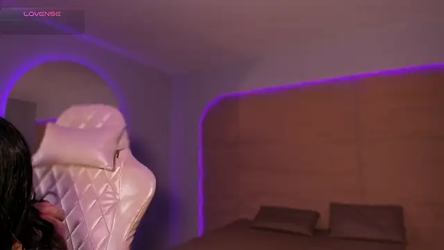 Snapshot of HannahMontgomery chatting on December 4, 2025, 4:16 pm HannahMontgomery online show from December 4, 2025, 4:16 pm