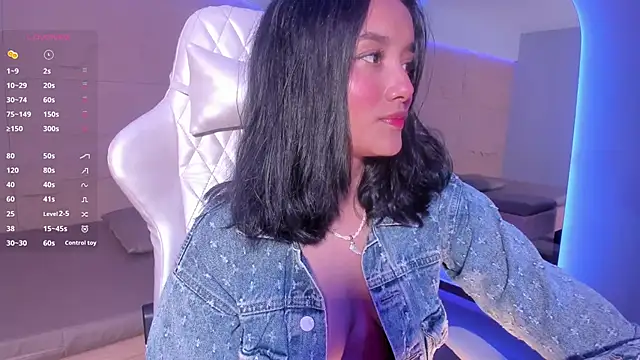 HannahMontgomery online show from February 9, 2026, 4:44 pm