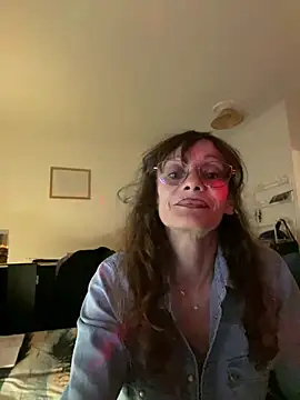 Chris06d22xh online show from May 21, 2026, 8:16 pm