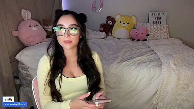 emmyfawn online show from September 14, 2025, 4:00 am