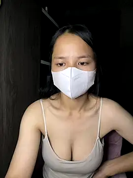 Hana-44 online show from November 9, 2025, 6:39 pm