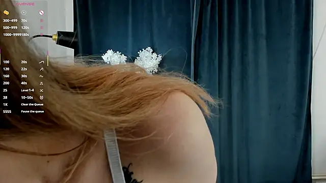 Snapshot of MarenRawicki chatting on November 21, 2025, 8:24 am MarenRawicki online show from November 21, 2025, 8:24 am