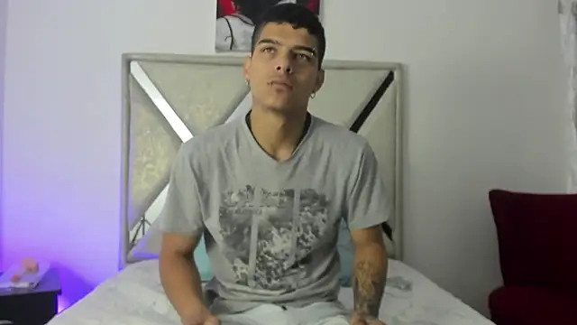 wyatt 3 online show from November 26, 2025, 11:33 am