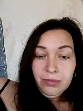 Snapshot of DanaNeon chatting on May 4, 2026, 11:06 am DanaNeon online show from May 4, 2026, 11:06 am