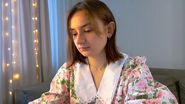 Lelia Vibe online show from June 19, 2026, 1:59 pm