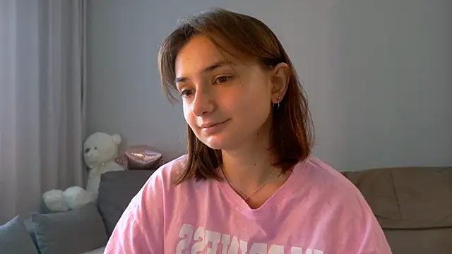 Lelia Vibe online show from July 5, 2026, 2:51 am