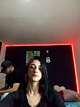 ingrid zese  online show from November 12, 2025, 8:08 pm