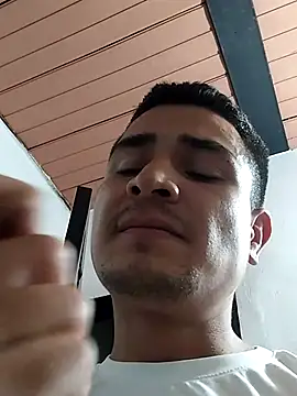 Snapshot of hoteder chatting on November 15, 2025, 1:25 am hoteder online show from November 15, 2025, 1:25 am