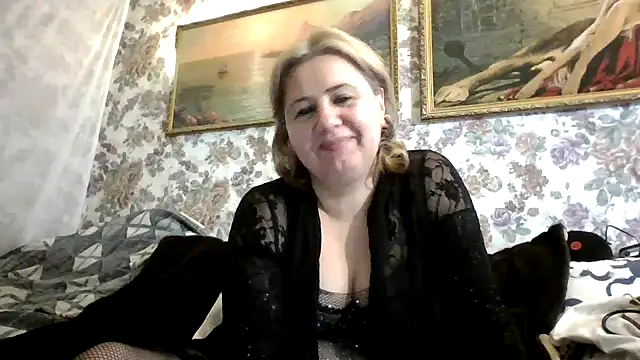 Snapshot of LustyyX chatting on November 19, 2025, 6:30 pm LustyyX online show from November 19, 2025, 6:30 pm