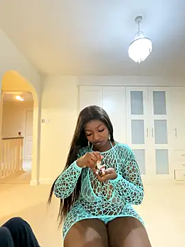 Snapshot of katarina_jay chatting on October 25, 2025, 10:37 pm katarina jay online show from October 25, 2025, 10:37 pm