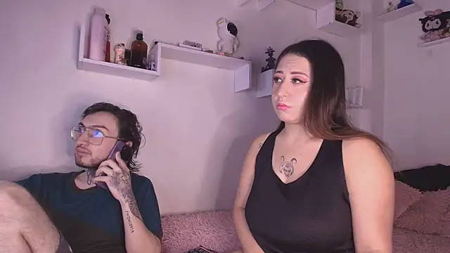 Snapshot of annyharriis chatting on December 18, 2025, 5:52 pm annyharriis online show from December 18, 2025, 5:52 pm