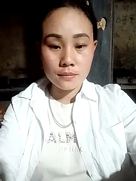 Snapshot of Ruaiuoi chatting on February 17, 2026, 12:56 pm Ruaiuoi online show from February 17, 2026, 12:56 pm