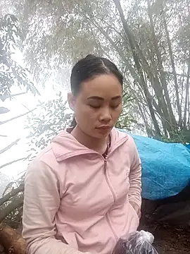 Snapshot of Ruaiuoi chatting on February 24, 2026, 2:20 am Ruaiuoi online show from February 24, 2026, 2:20 am