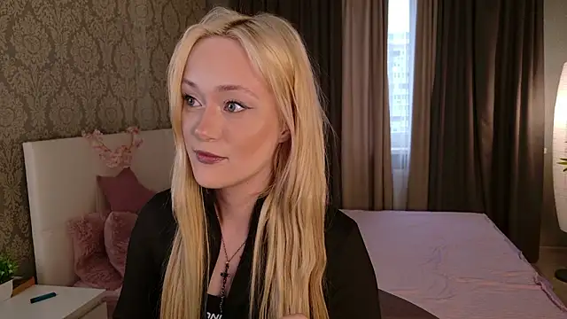 Snapshot of HeyMonkey_ chatting on February 23, 2026, 2:03 pm HeyMonkey online show from February 23, 2026, 2:03 pm