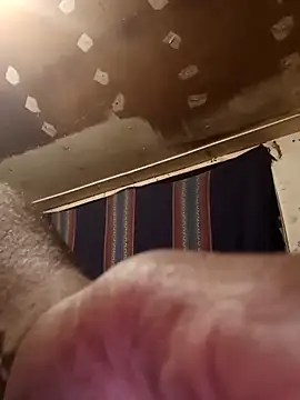 lucho2328 online show from November 15, 2025, 3:37 am